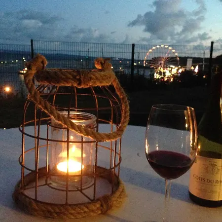 公寓 Lotsenstation - De Bootsmann